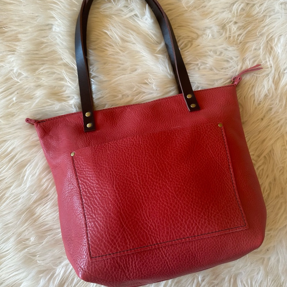 Portland Leather Med. Zip “Sugar” Tote NWT